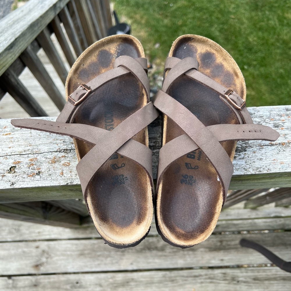 Birkenstock Women’s Yara Sandals